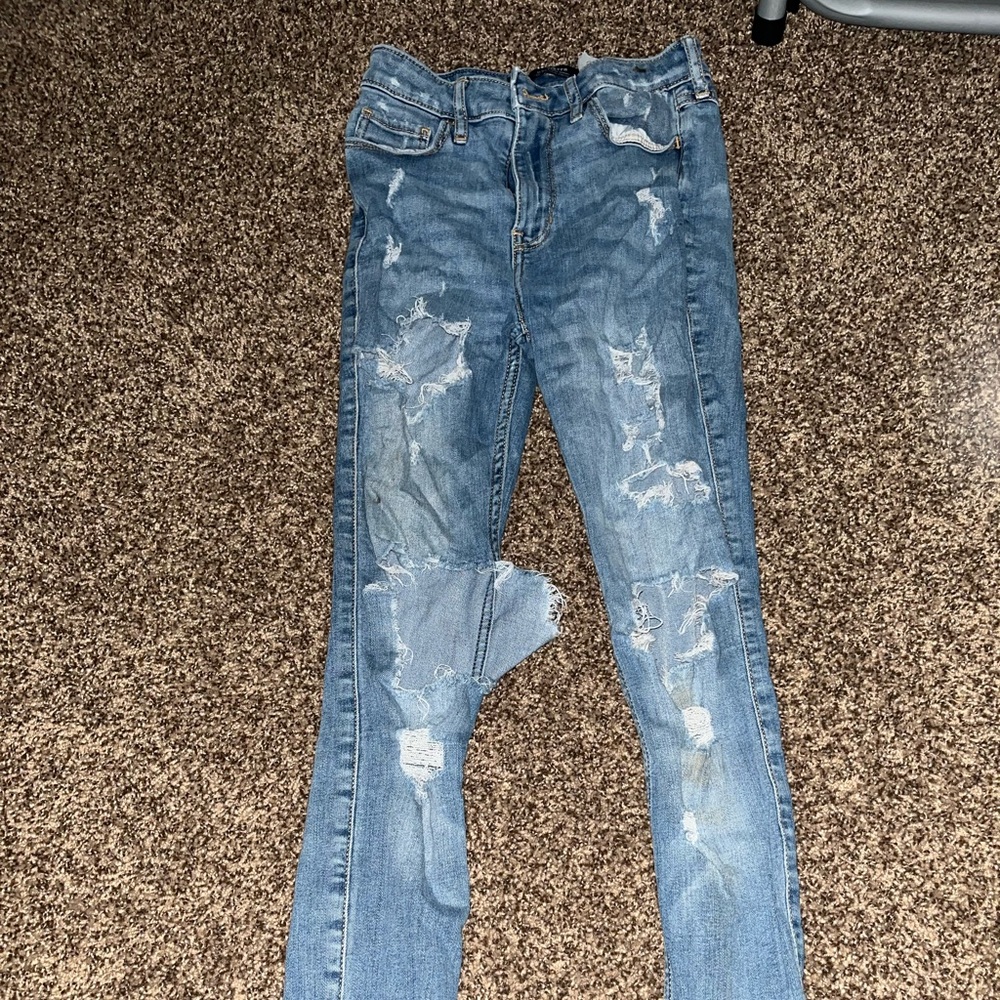 Size-w25 L30 brand-Hollister color-blue